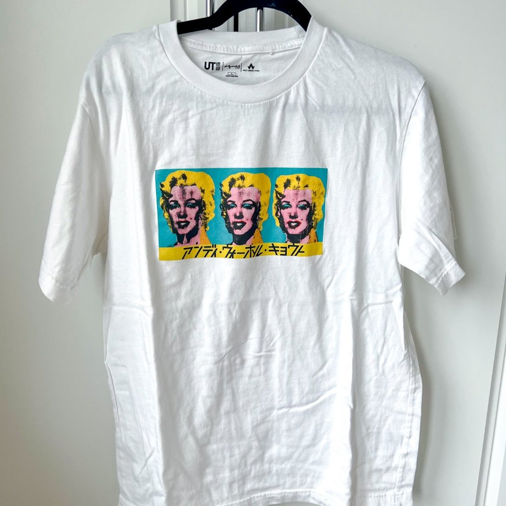Uniqlo Andy Warhol Marilyn Monroe tshirt